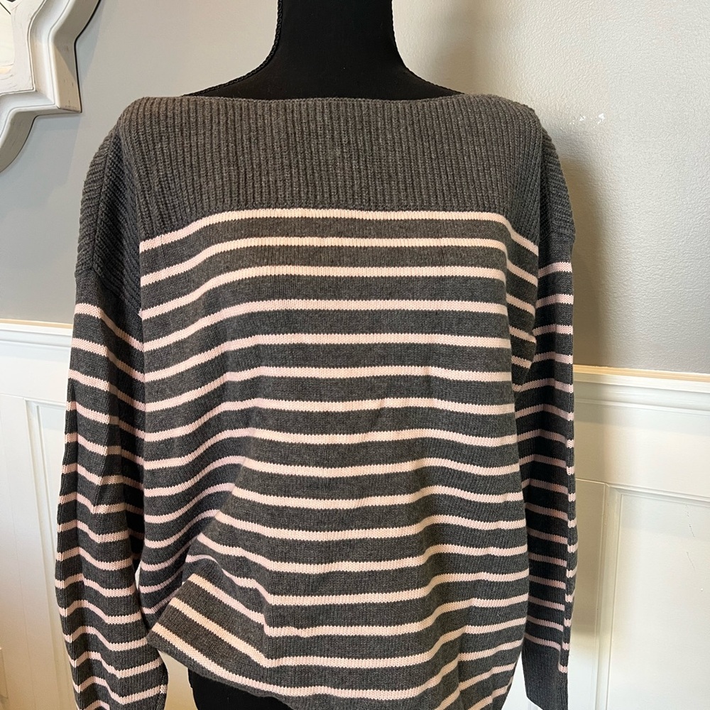 GAP Off-the-Shoulder Gray and Pink Sweater